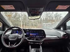2025 Chevrolet Equinox EV RS- Pano Sunroof - 360 Camera - Photo 17