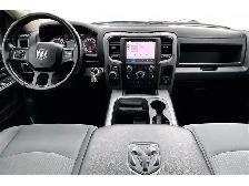 2022 Ram 1500 Classic 4X4 | CREW | NIGHT | 8.4 SCREEN TOUCHSCREE - Photo 4