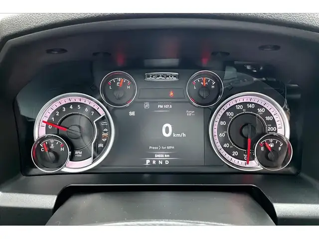 2022 Ram 1500 Classic 4X4 | CREW | NIGHT | 8.4 SCREEN TOUCHSCREE - Photo 11