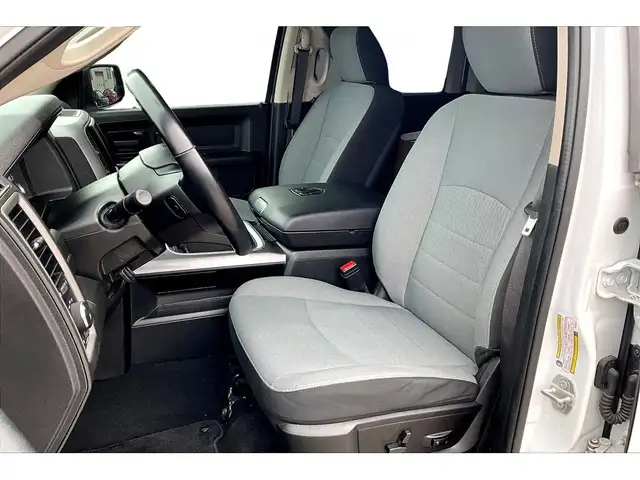 2022 Ram 1500 Classic 4X4 | CREW | NIGHT | 8.4 SCREEN TOUCHSCREE - Photo 14