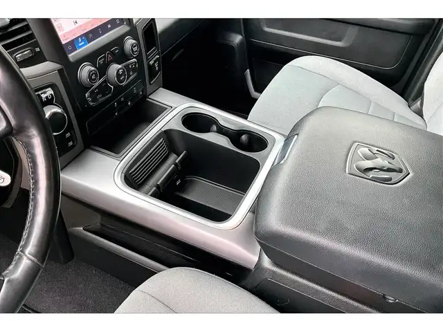 2022 Ram 1500 Classic 4X4 | CREW | NIGHT | 8.4 SCREEN TOUCHSCREE - Photo 15