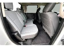 2022 Ram 1500 Classic 4X4 | CREW | NIGHT | 8.4 SCREEN TOUCHSCREE - Photo 18