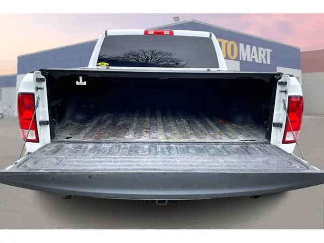 2022 Ram 1500 Classic 4X4 | CREW | NIGHT | 8.4 SCREEN TOUCHSCREE - Photo 21