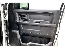 2022 Ram 1500 Classic 4X4 | CREW | NIGHT | 8.4 SCREEN TOUCHSCREE - Photo 24