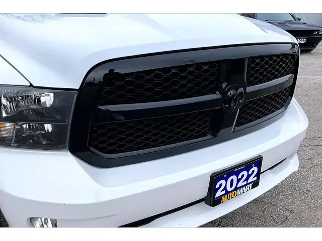 2022 Ram 1500 Classic 4X4 | CREW | NIGHT | 8.4 SCREEN TOUCHSCREE - Photo 27