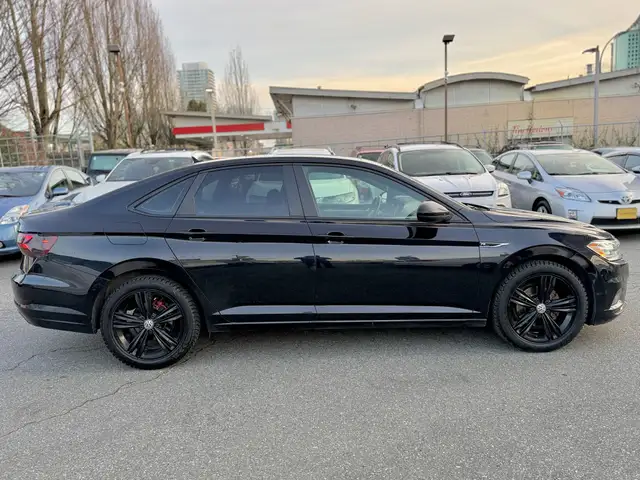 2019 Volkswagen Jetta HIGHLINE R-LINE | No Accidents | Panoramic - Photo 4