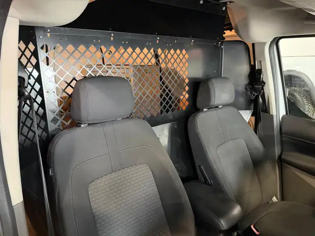 2021 Ford Transit Connect XLT | 4 CYL - Photo 4