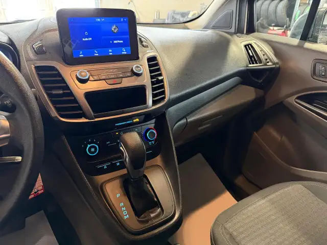 2021 Ford Transit Connect XLT | 4 CYL - Photo 11