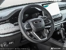 2025 Jeep Compass North - Photo 12