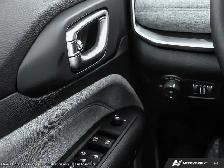 2025 Jeep Compass North - Photo 16