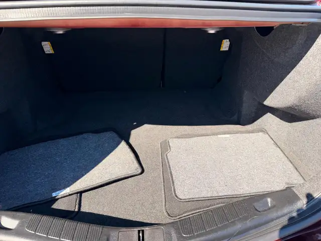 2017 Ford Fusion Sport AWD V6 : Low Mileage, Well Serviced - Photo 16