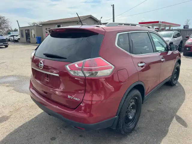 2016 Nissan Rogue S, AWD, POSSIBLE TRANS ISSUE, DRIVES, AS IS - Photo 5