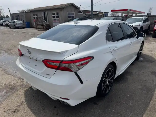 2018 Toyota Camry SE, WELL MAINTAINED, LEATHER, CERTIFIED - Photo 5