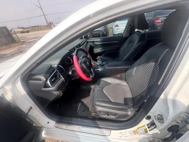 2018 Toyota Camry SE, WELL MAINTAINED, LEATHER, CERTIFIED - Photo 9