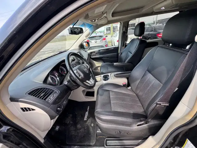 2015 Dodge Grand Caravan CREW PLUS, ONLY 113KMS, LEATHER, SUNROO - Photo 9