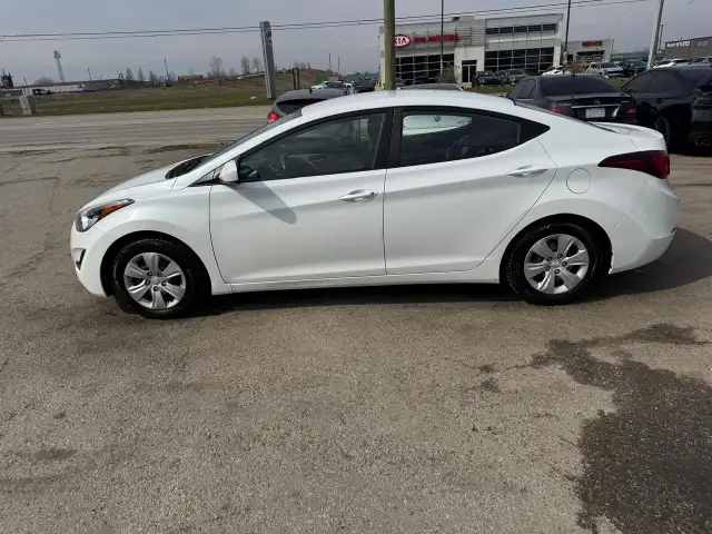 2016 Hyundai Elantra L, SEDAN, MANUAL, ONLY 172KMS, CERTIFIED - Photo 2