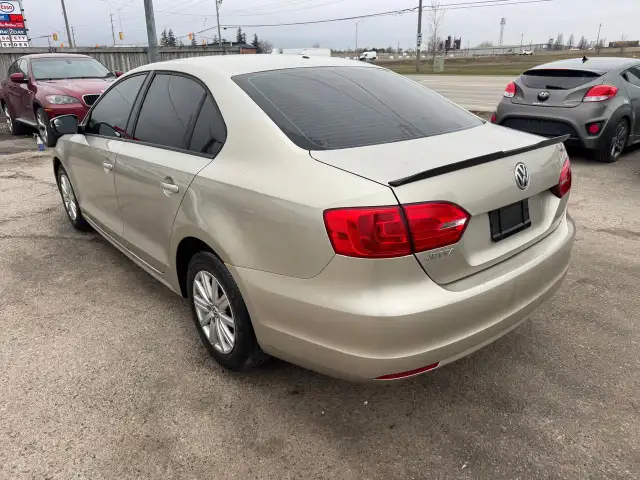 2012 Volkswagen Jetta COMFORTLINE, SEDAN, AUTO, ALLOYS, CERTIFIE - Photo 3
