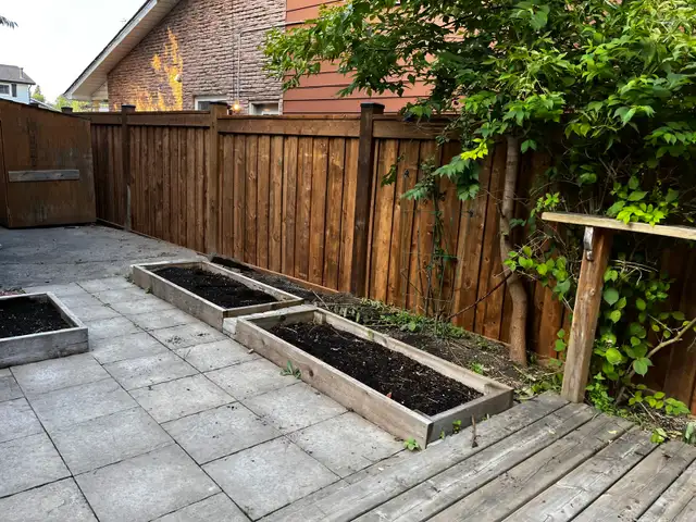 Privacy fence/posts - Photo 5
