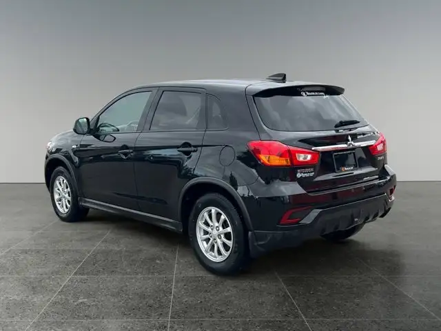 2018 Mitsubishi RVR SE - Photo 4