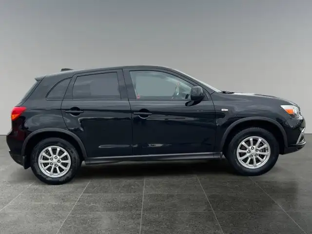 2018 Mitsubishi RVR SE - Photo 8