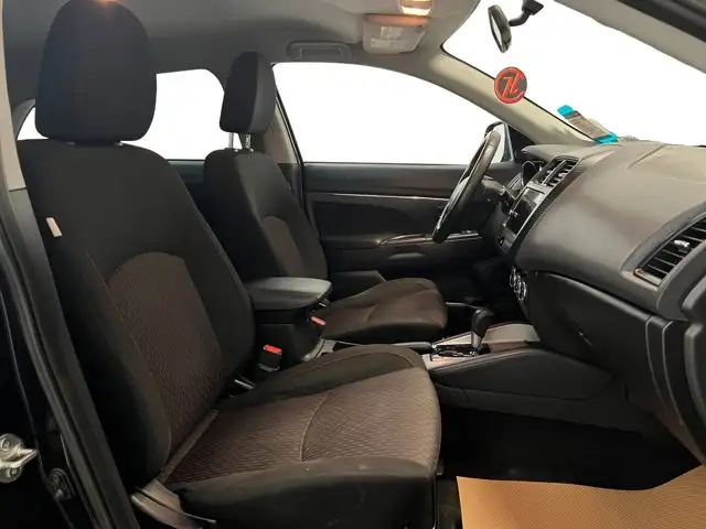 2018 Mitsubishi RVR SE - Photo 17