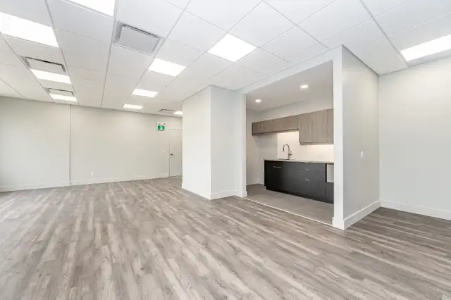 1,111 SF Office Suite Located in the Frobisher Office Centre - Photo 7