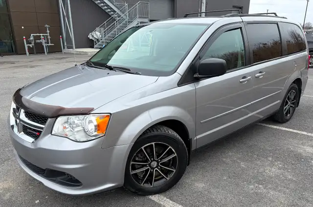 Dodge Grand caravan sxt 2017 95000km - Photo 3