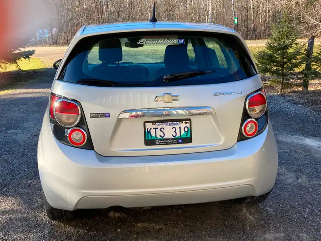 Used car - Photo 2
