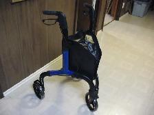 Premium 3 Wheel Rolator/Walker, BRAND NEW - Photo 10