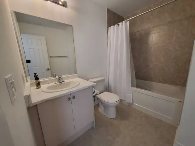 FOR LEASE: 3-Bedroom Stacked Condo - End Unit - Photo 10