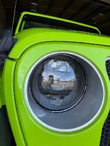 Jeep Wrangler LED Projector Headlights