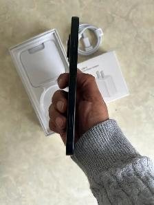 iPhone 15 256gb Airpods Package/Delivery