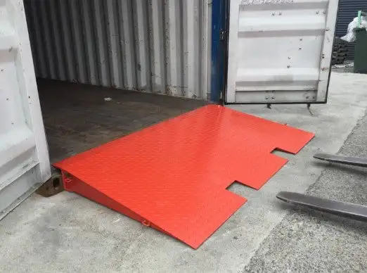 CR08S Loading Ramp – Strong & Reliable - Photo 2
