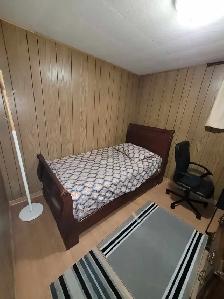 A furnished room for rent in Scarborough