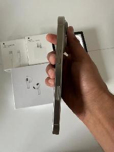 iPhone 16 Pro 256gb Airpods Package/Delivery - Photo 2