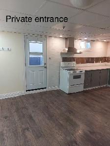 One bedroom plus Den Apartment - Photo 3