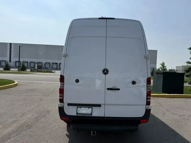 2015 Mercedes-Benz Sprinter Van Sprinter 144WB- REEFER - Photo 7