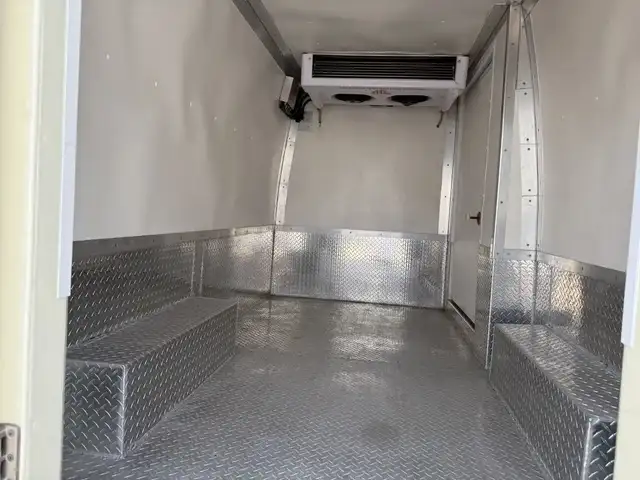 2015 Mercedes-Benz Sprinter Van Sprinter 144WB- REEFER - Photo 8