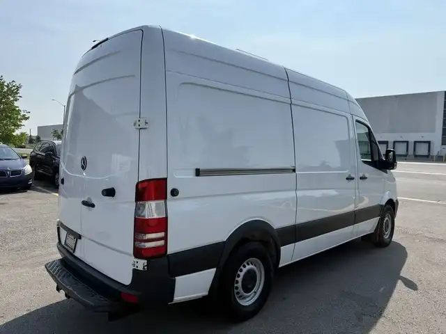 2015 Mercedes-Benz Sprinter Van Sprinter 144WB- REEFER - Photo 13