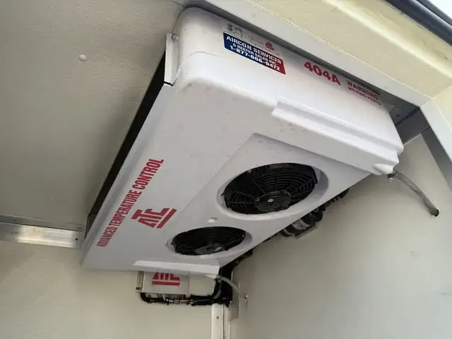 2015 Mercedes-Benz Sprinter Van Sprinter 144WB- REEFER - Photo 24