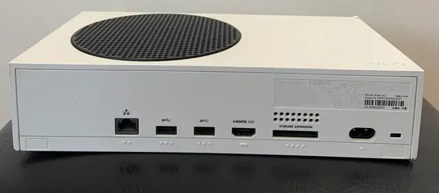 Xbox Series S -No Controller - Photo 3