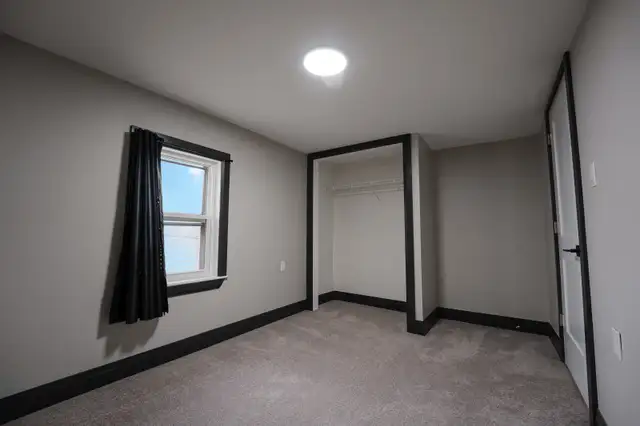 2 Bedroom Apartment - Photo 8