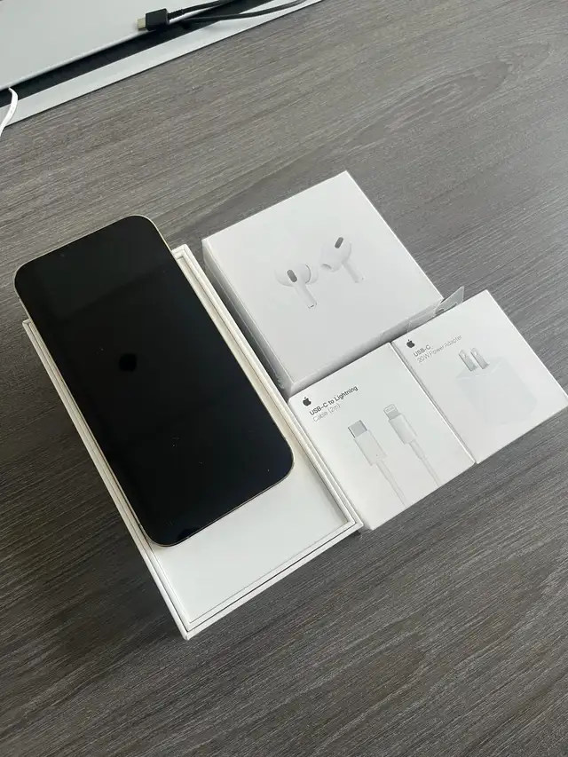 iPhone 13 mini 128gb (Read Description) Airpods Pkg/Delivery