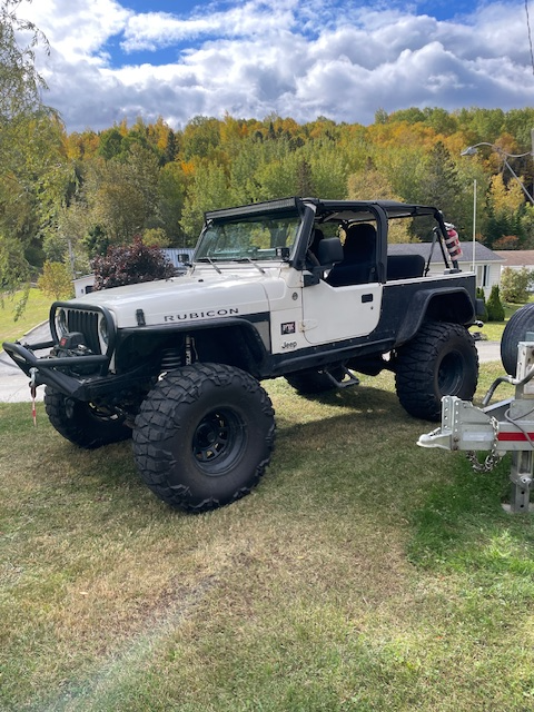 2005 Jeep LJ   VERY RARE