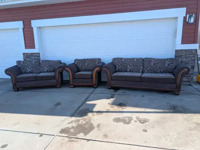 Couch Set - Can Deliver