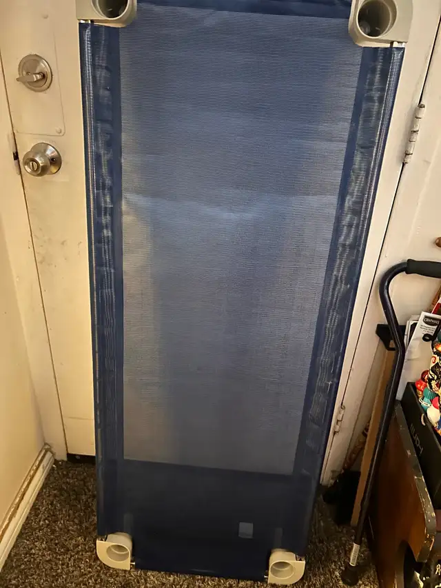 Child’s cot - Photo 2