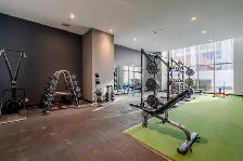 Large 407 SF Studio | Downtown Montreal | Available Now - Photo 10