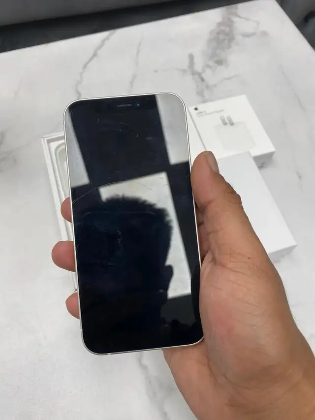 iPhone 12 mini 64gb AirPods Bundle/Delivery - Photo 2