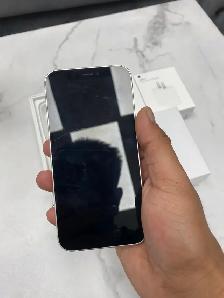 iPhone 12 mini 64gb AirPods Bundle/Delivery - Photo 2