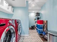 Private 1-Bedroom Apartment | Steps to TTC - Photo 5